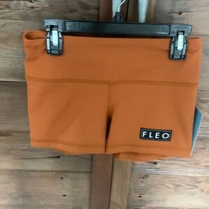 FLEO women’s athletic/gymnastics/tumbling shorts UT orange, NWT